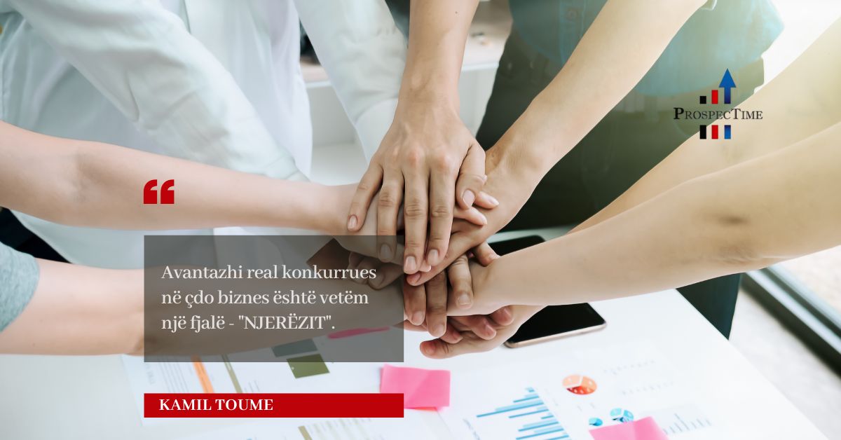 Një në pesë punonjës në mbarë botën ndihen të vetmuar